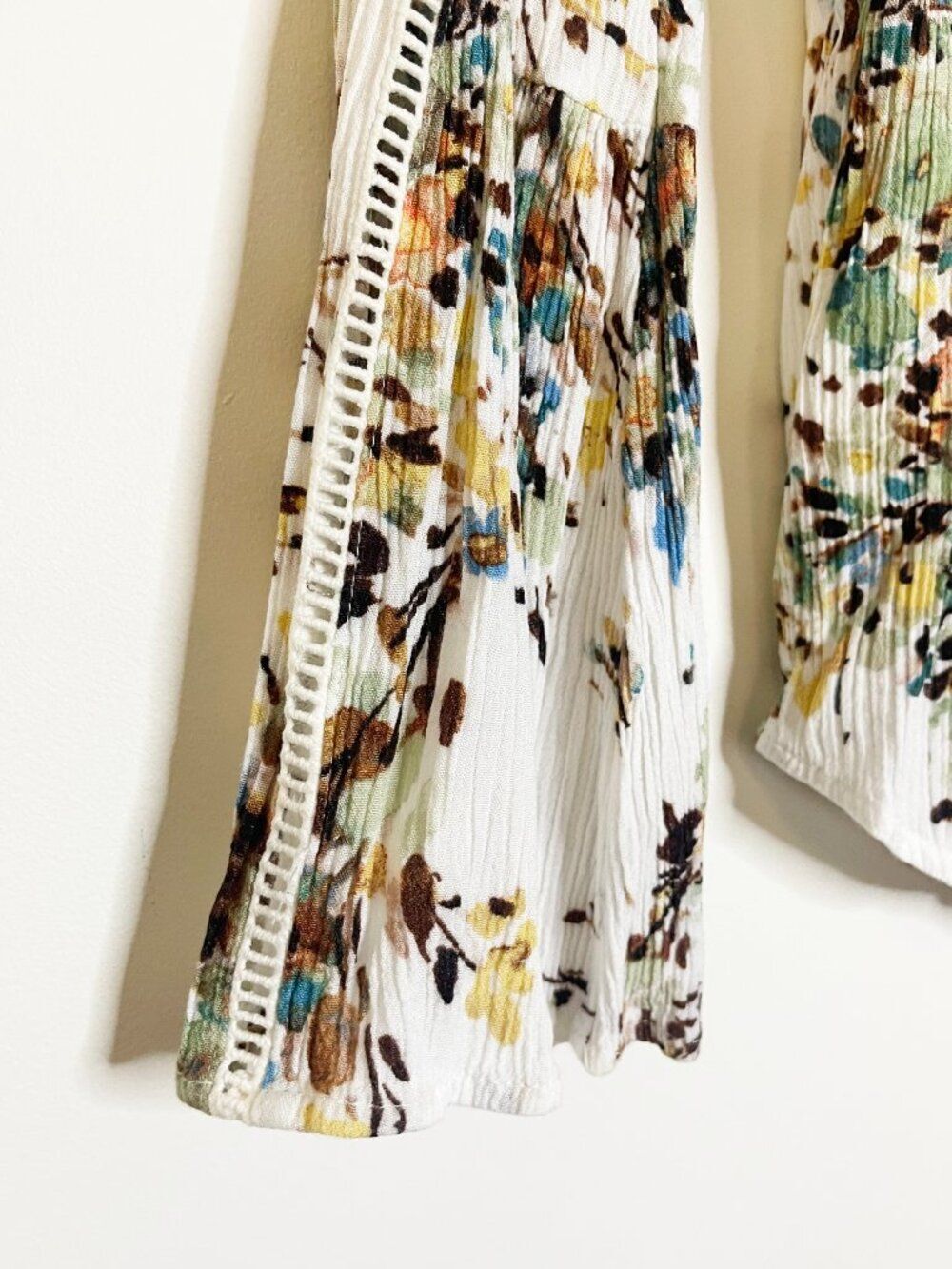 Lovestitch Floral Peasant Blouse Size Small Boho Bell Sleeve Tassel Tie Top - Picture 9 of 9